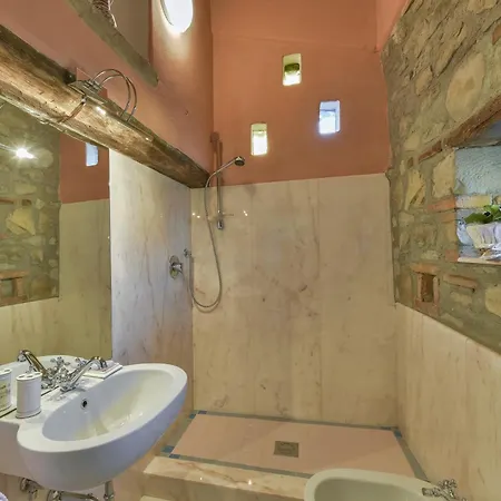 Podere Bucigattolo 别墅