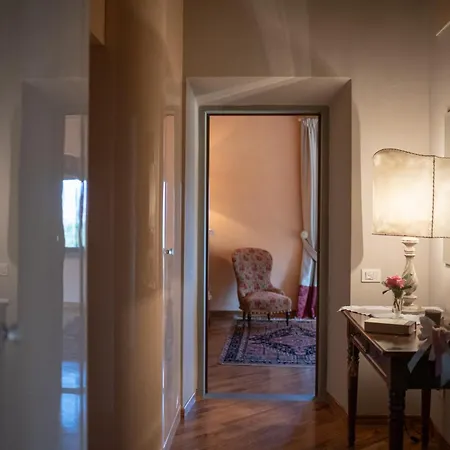 Podere Bucigattolo 别墅 *